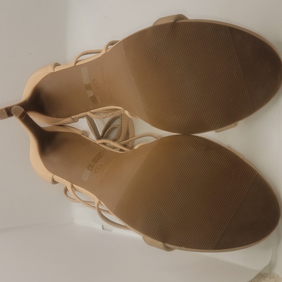 Dream pairs high heels NWOT size 11 - Picture 3 of 9